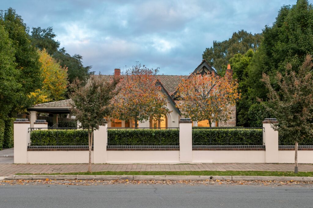 luxury feature home Hyde Park